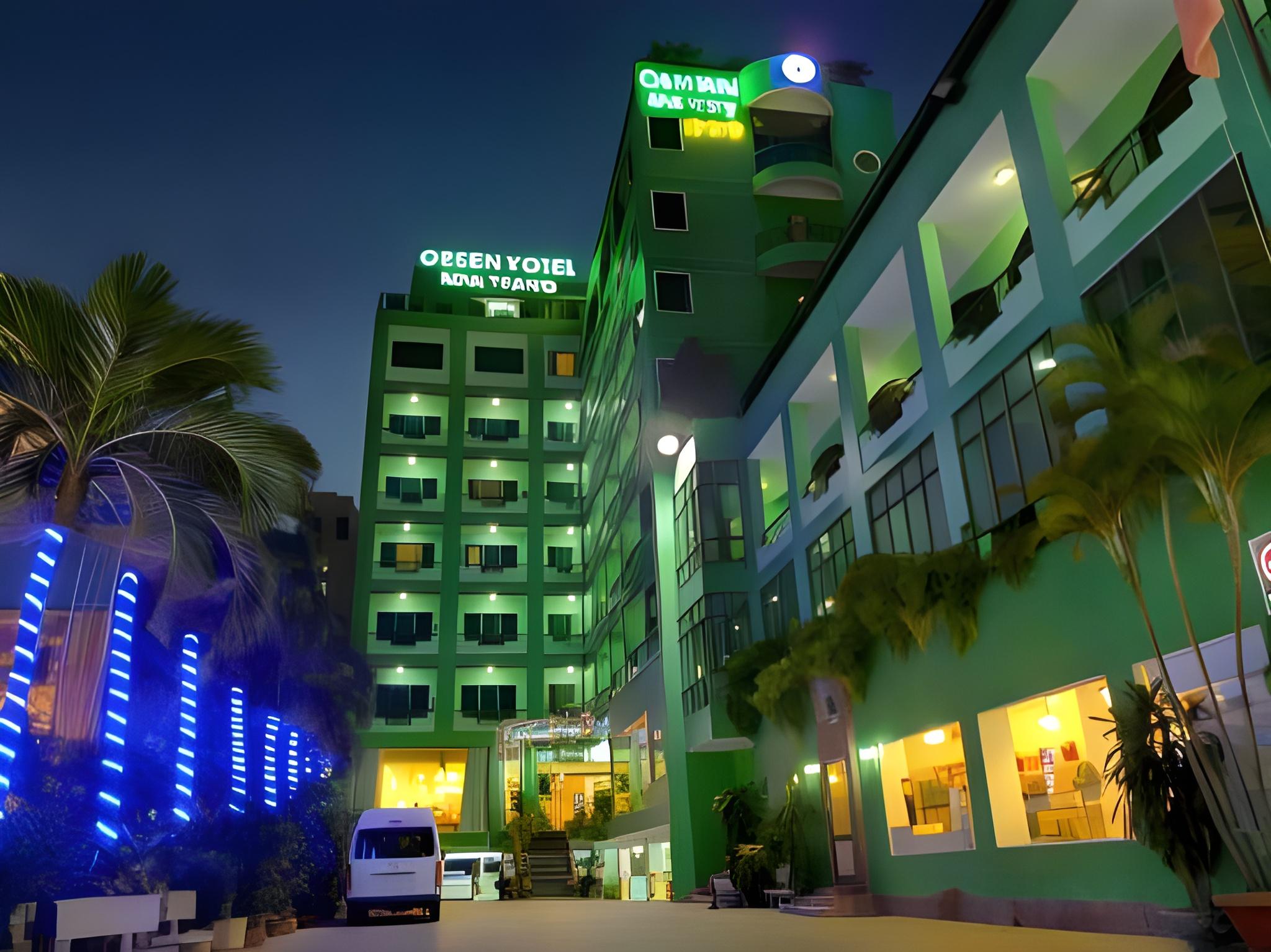 Фото отеля 1