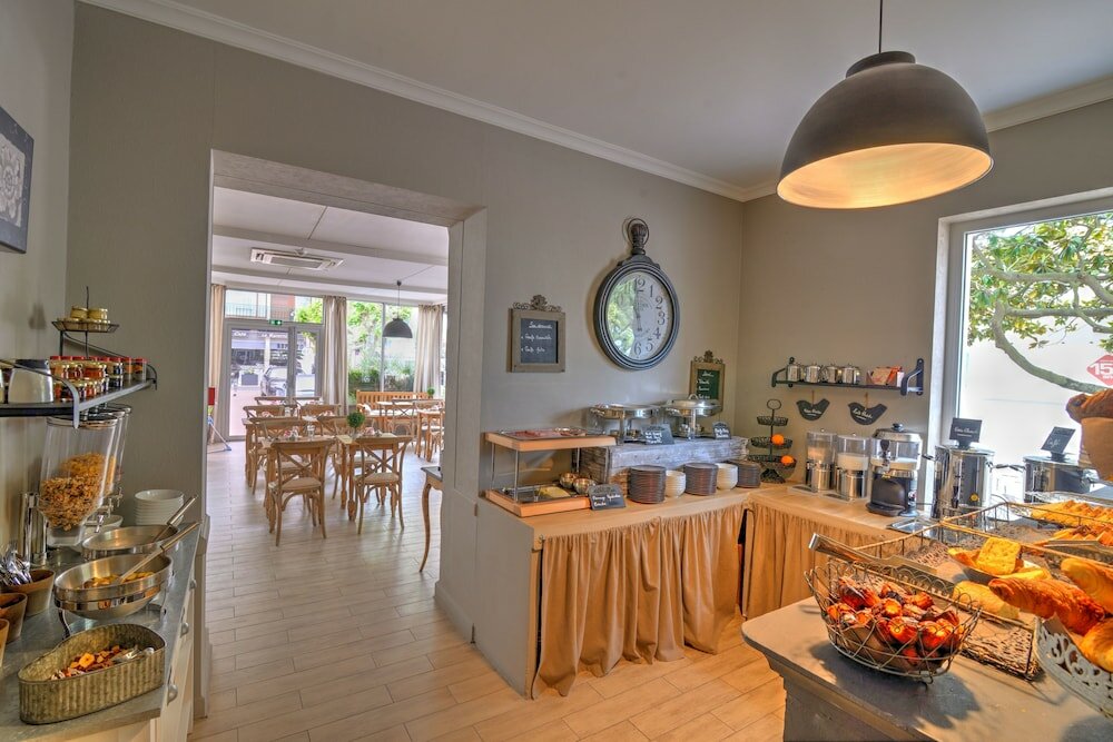 Фото Grand Hôtel Richelieu