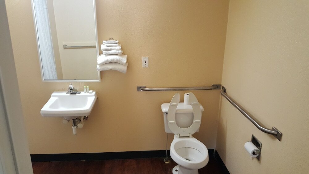 Фото Mentor Home Inn