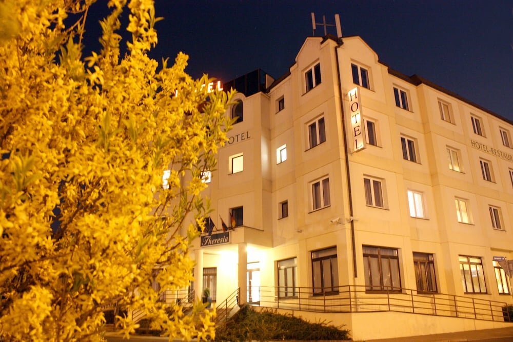 Фото Hotel Theresia Kolín