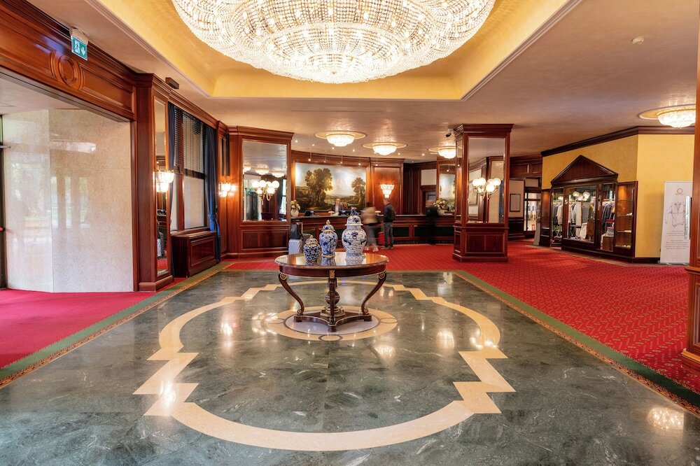 Фото Royal Hotel Carlton