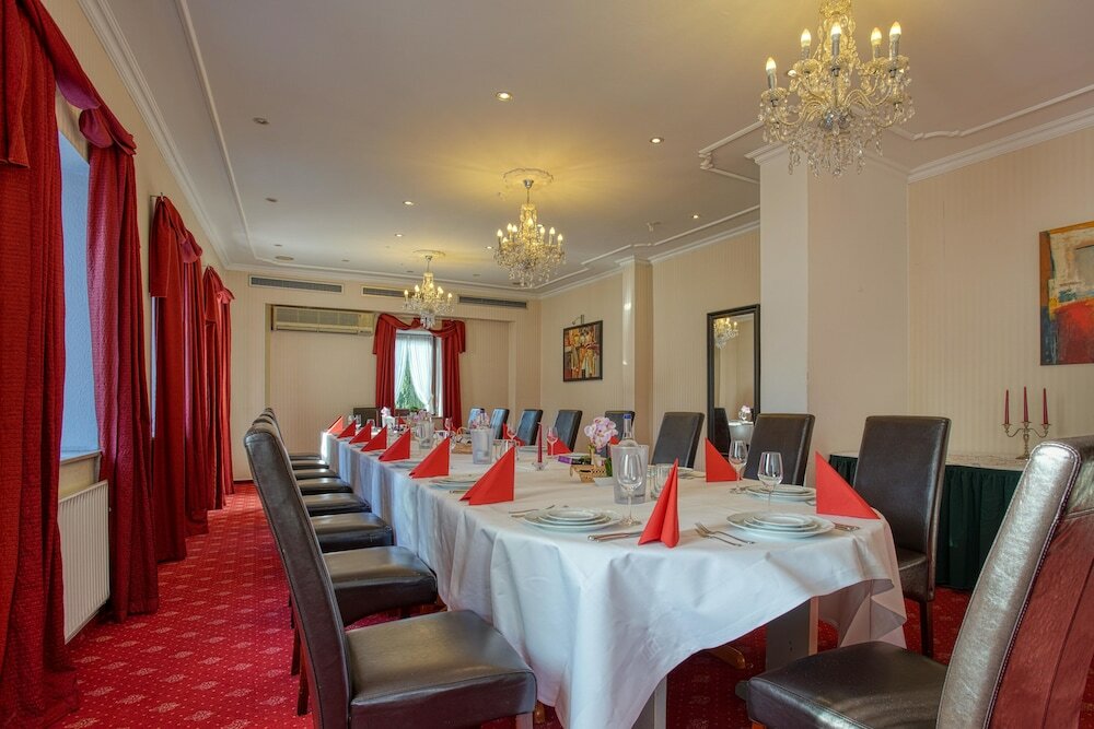 Фото Hotel Kischers Landhaus