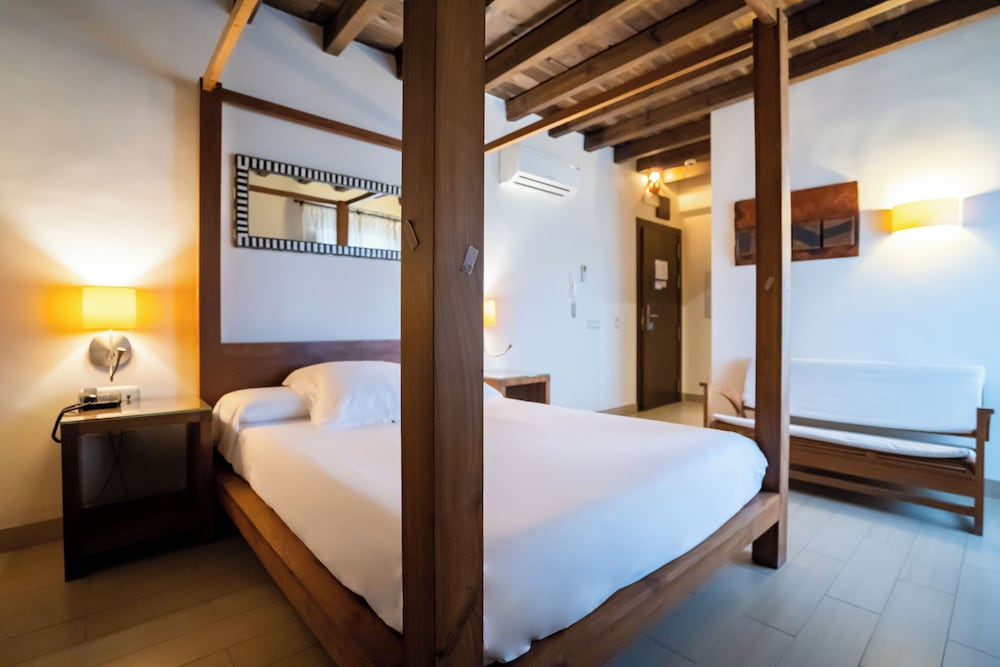 Фото Hotel Yit Abentofail