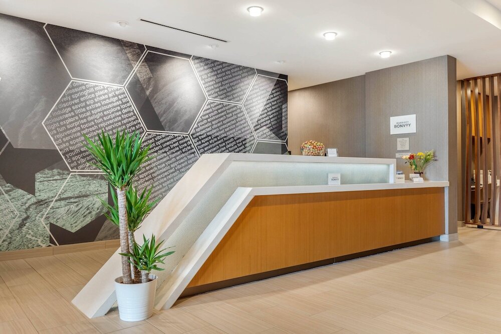 Фото SpringHill Suites by Marriott Charlotte Southwest