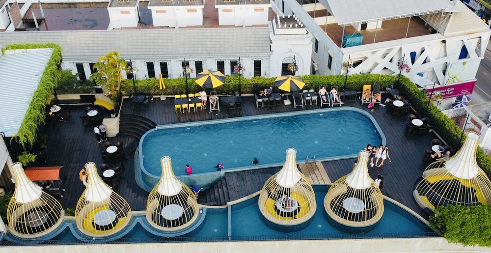 Фото The Twizt Lifestyle Hostel