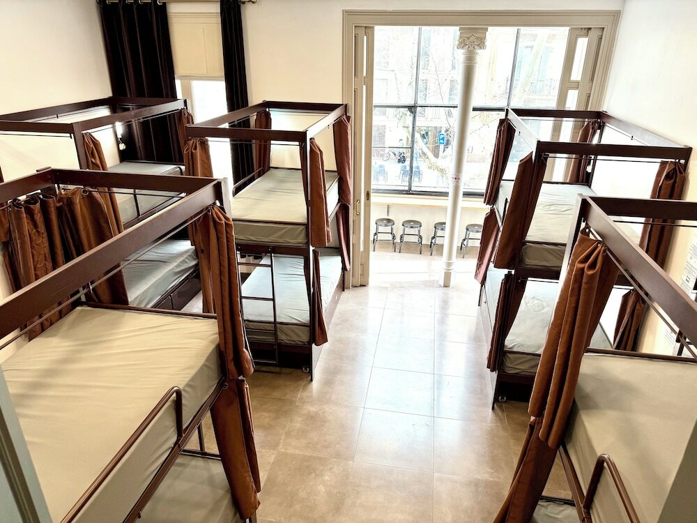 Фото Hip Karma Hostel