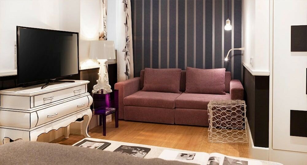 Фото Cinque Luxury Rooms