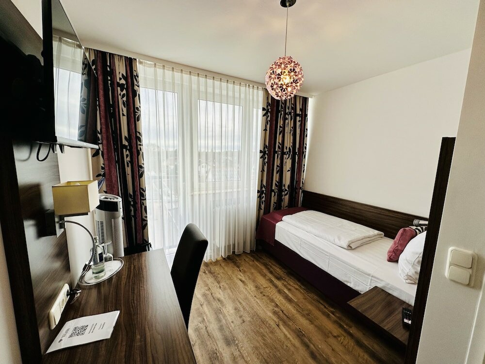 Фото Arthotel Haar