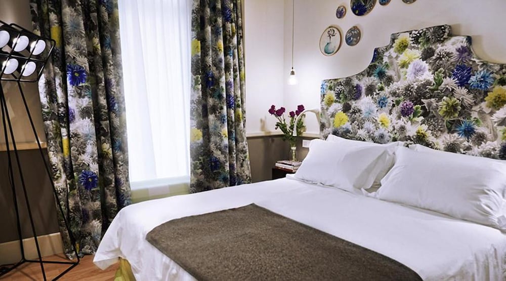 Фото Cinque Luxury Rooms