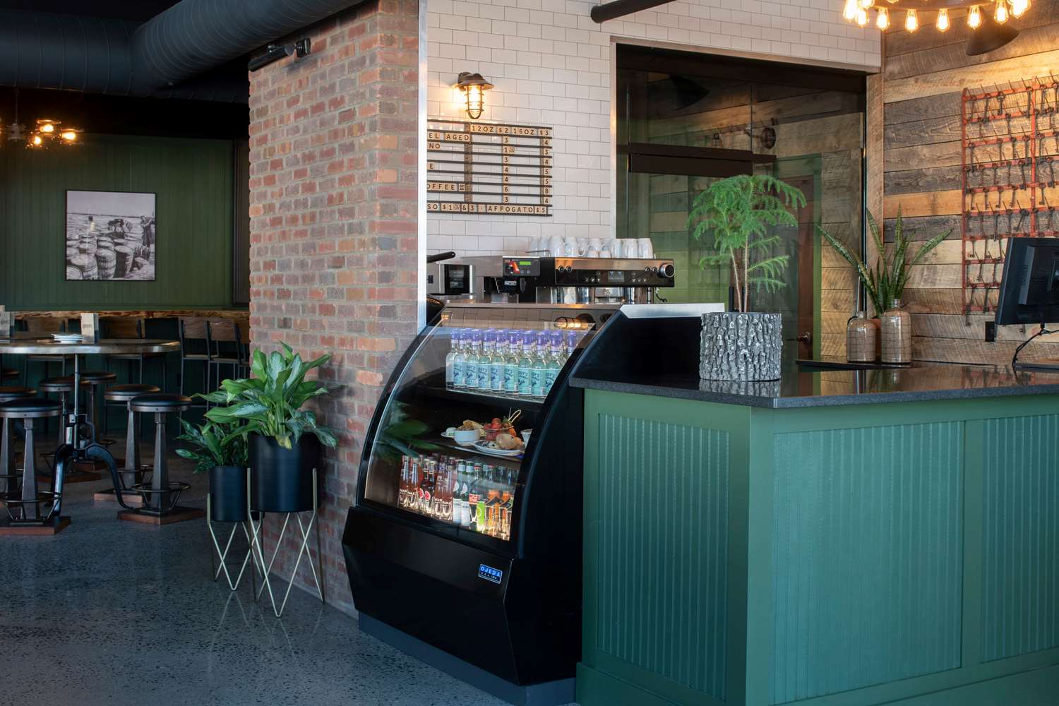 Фото Cantilever Hotel, Trademark Collection by Wyndham