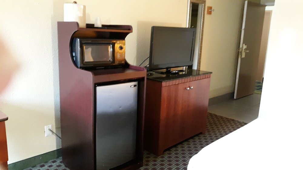 Фото Baymont by Wyndham Williamsburg