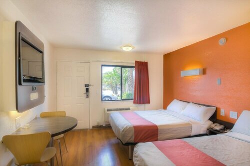 Гостиница Motel 6 Simi Valley, Ca в Сими Вэлли