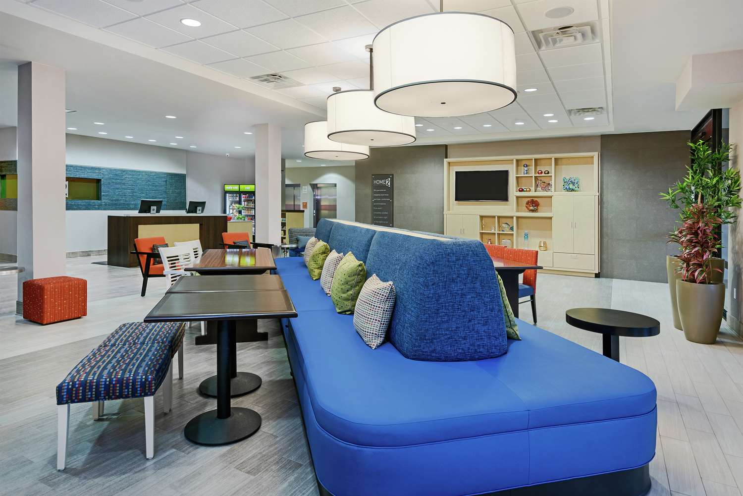 Фото Home2 Suites by Hilton Austin Airport