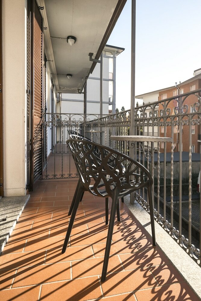 Фото Hotel Ungheria Varese 1946