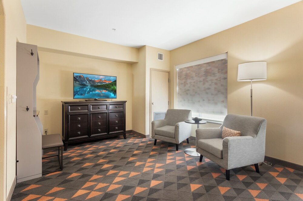 Фото Holiday Inn Hotel & Suites Waco Northwest, an Ihg Hotel