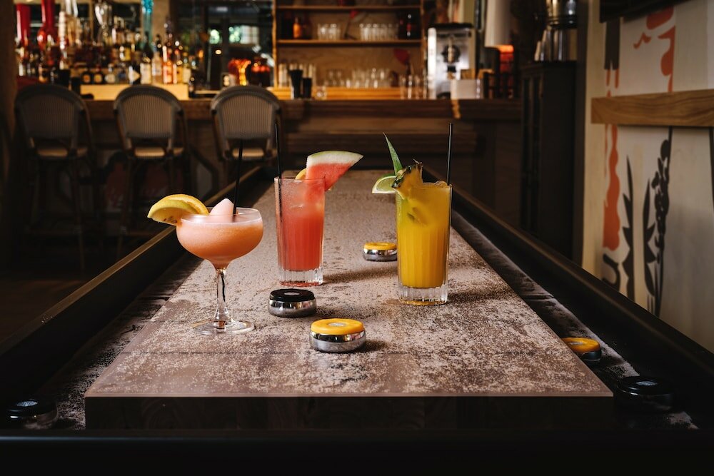 Фото The Line Austin