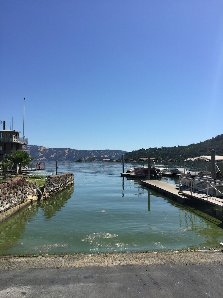 Фото Clear Lake Vista Resort