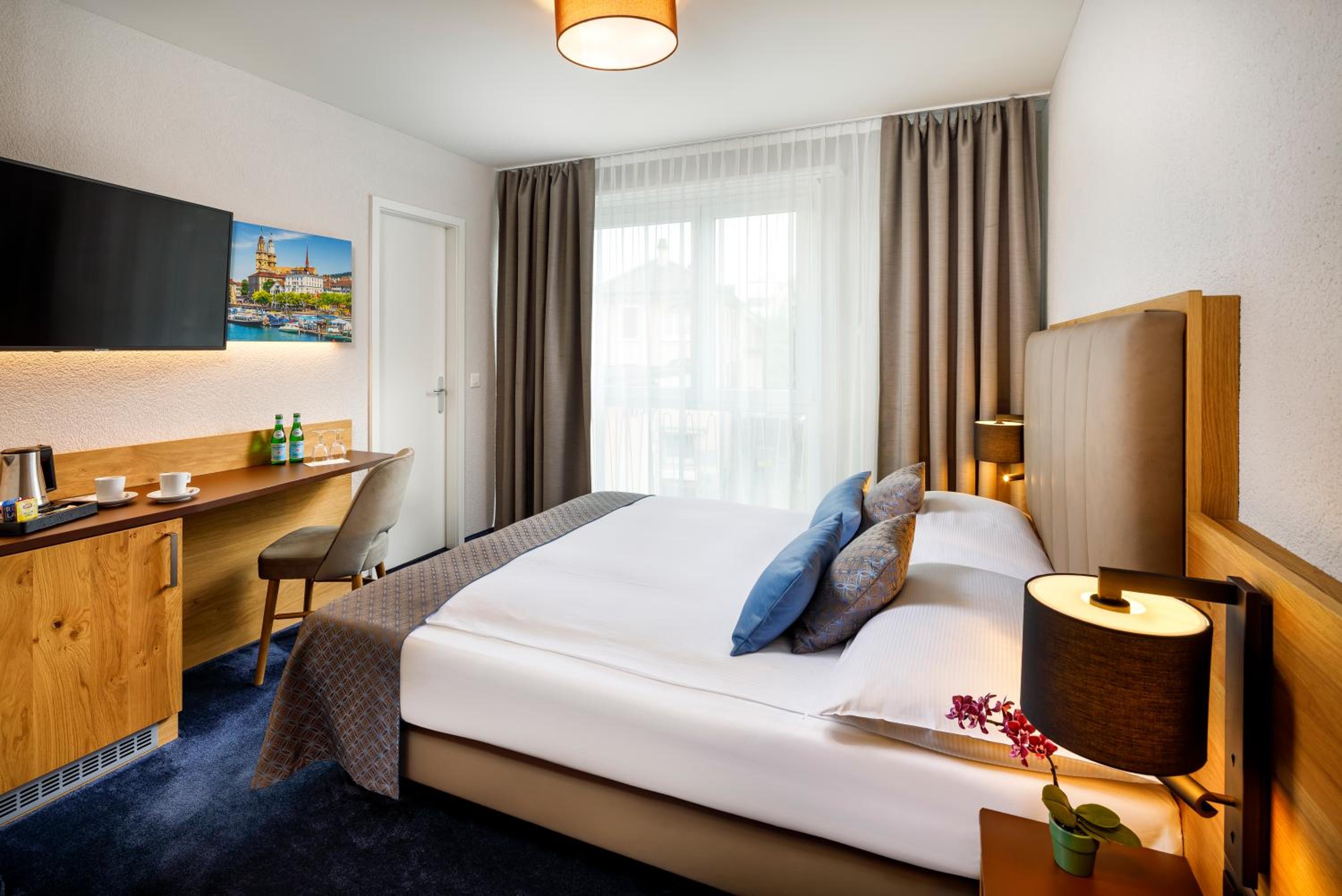 Фото Hotel Tivoli