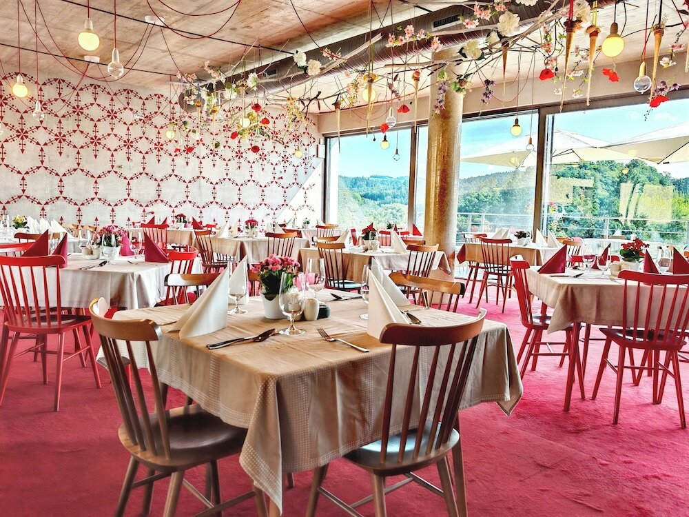 Фото Hotel Rajska Zahrada