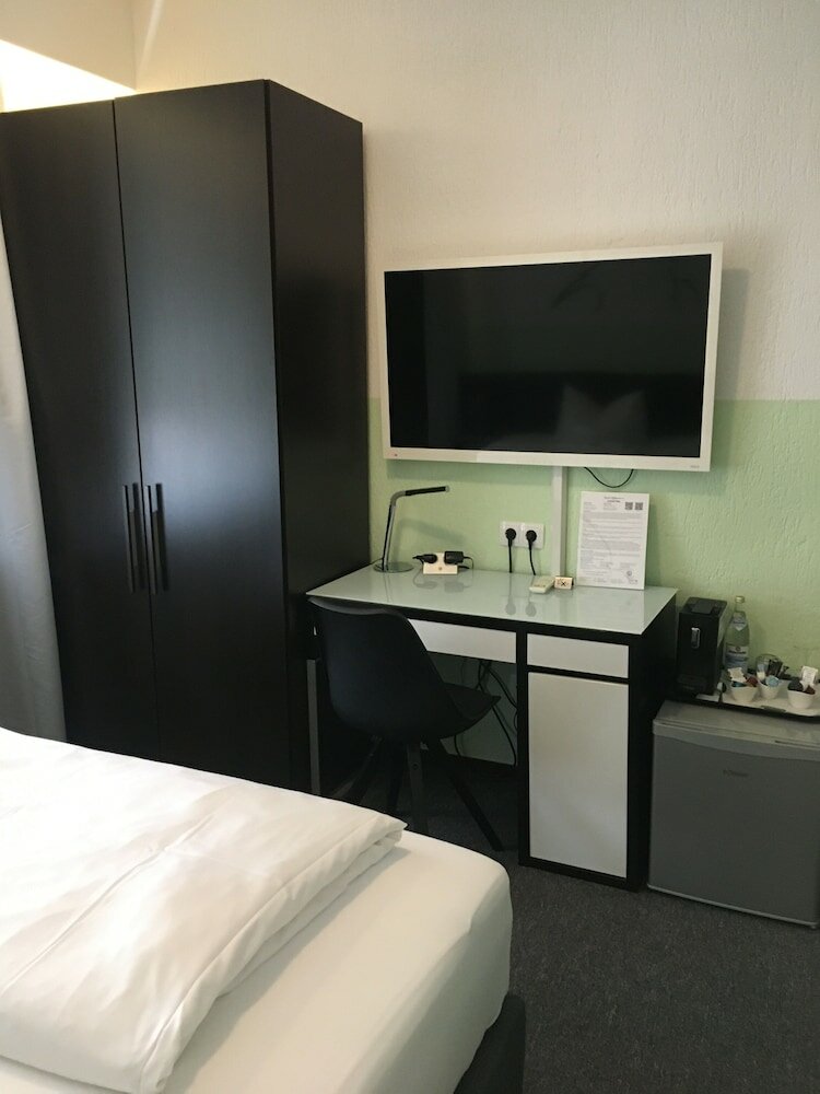 Фото Hotel Augsburg Goldener Falke