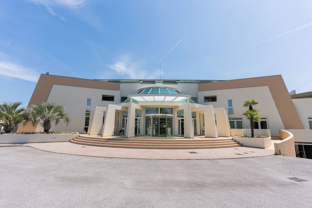 Фото Hotel Maregolf