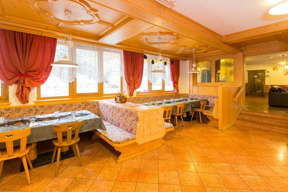 Фото Chalet Hotel Diamant