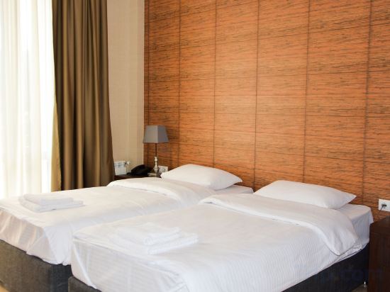 Фото Eleon Boutique Hotel