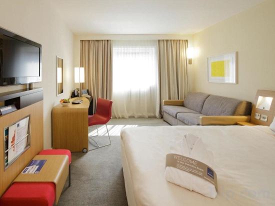 Фото Novotel Lille Centre Gares