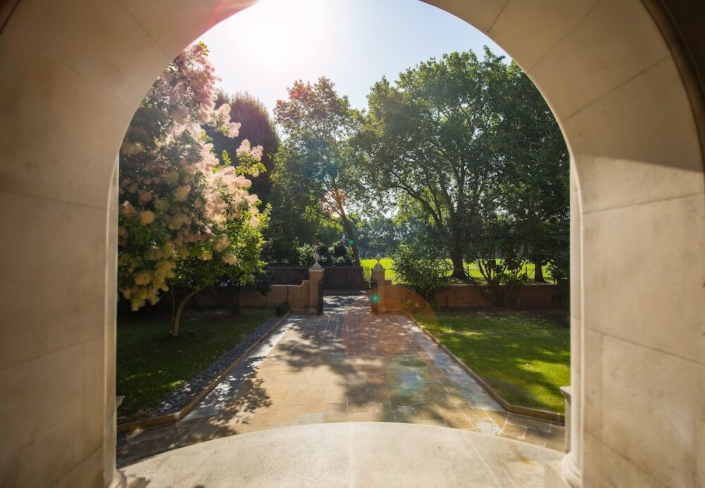 Фото The Wellington