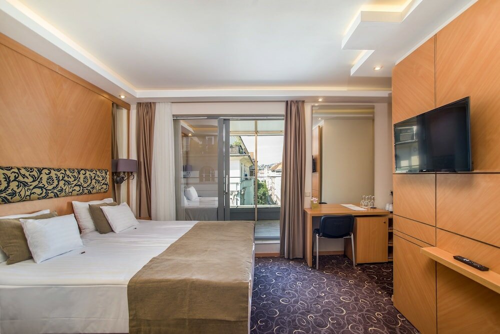 Фото Marmara Hotel Budapest