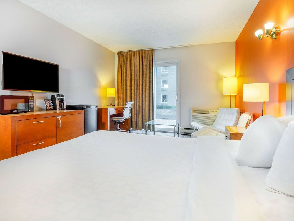 Фото Clarion Pointe Quebec Airport