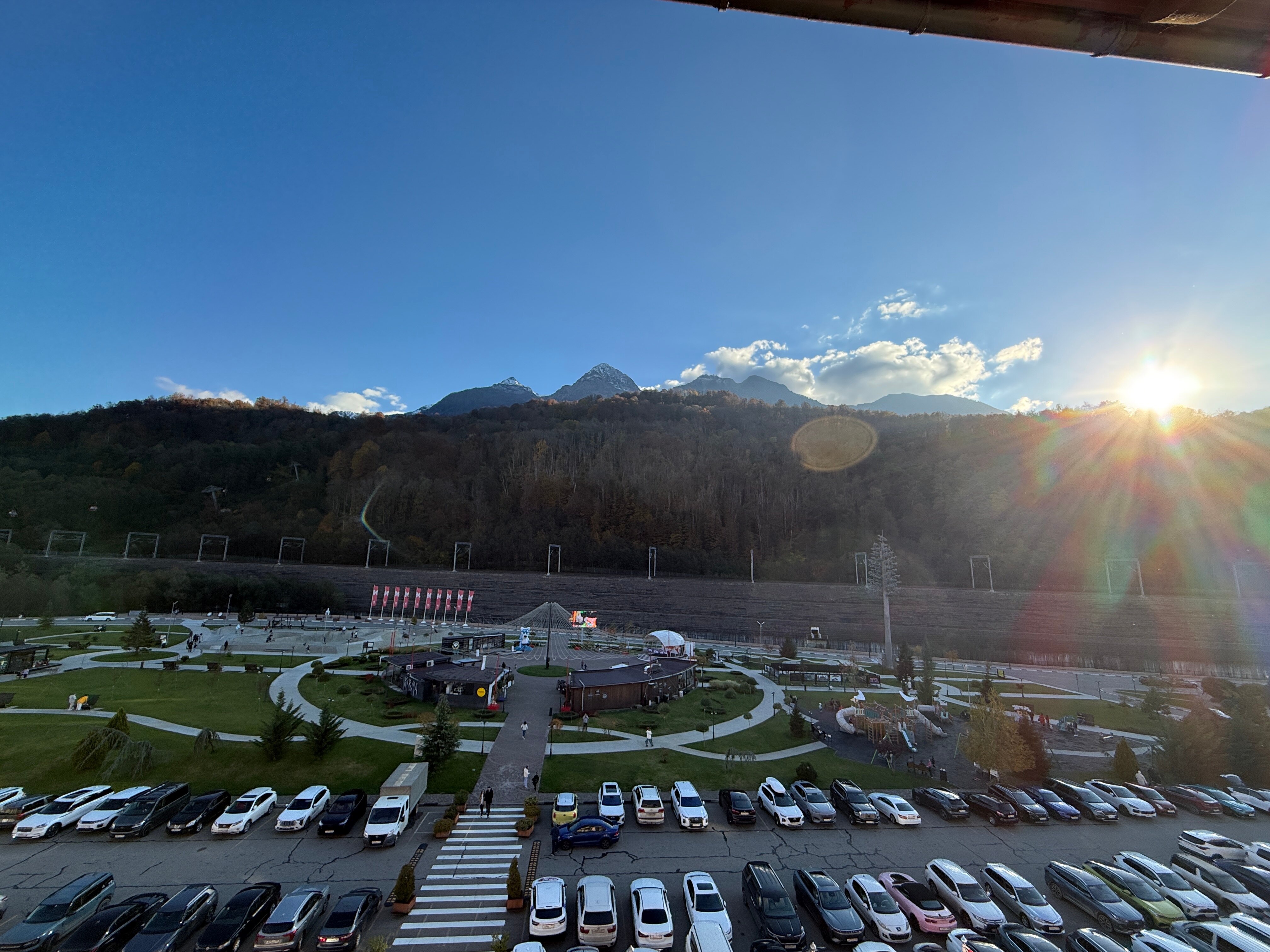 Фото Горки Город