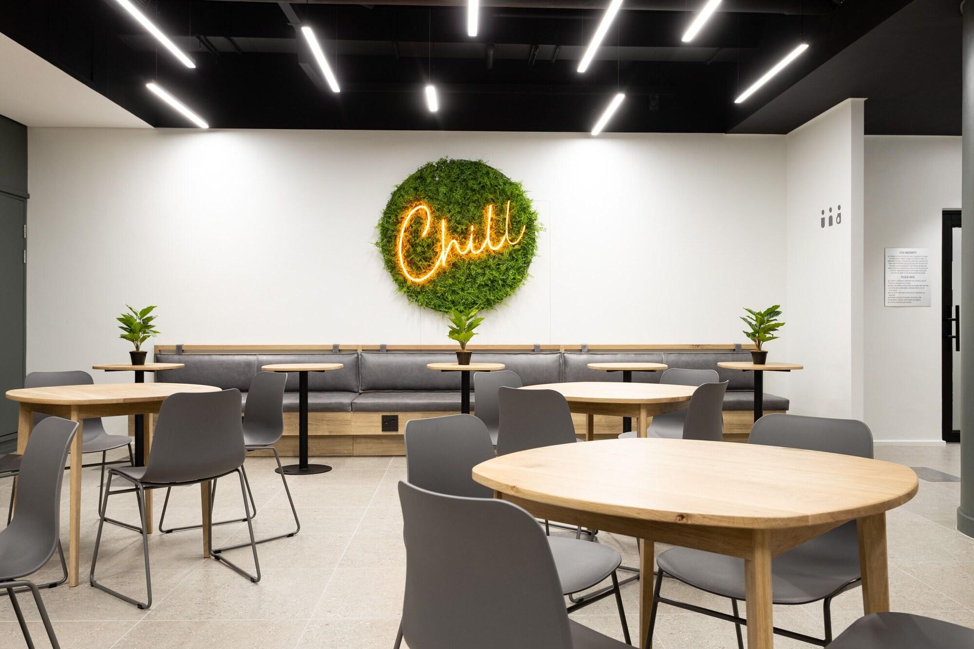 Фото Habitat Aparthotel by Totalstay