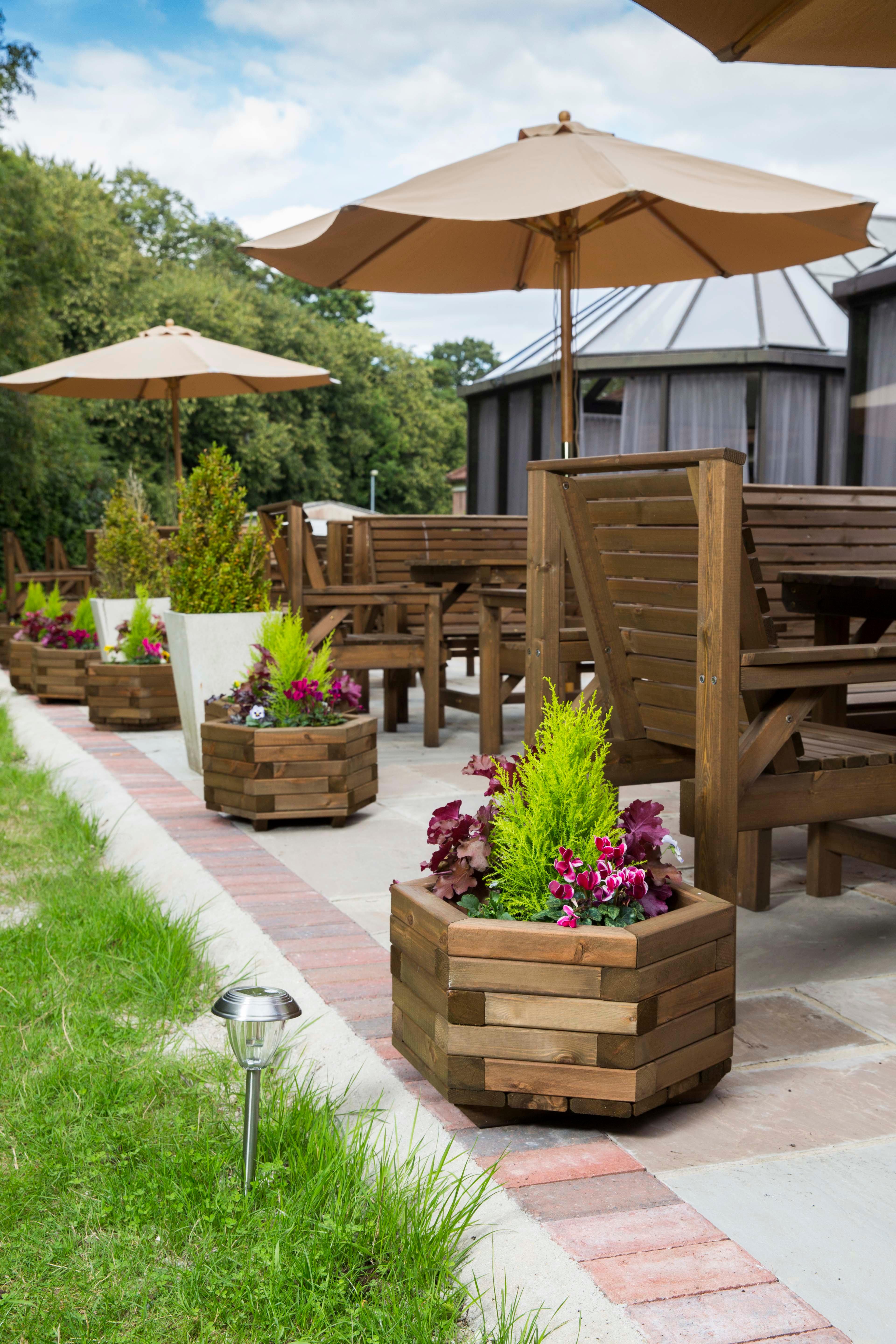 Фото Crowne Plaza Basingstoke