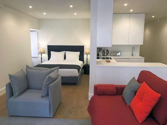 Фото Lisbon Serviced Apartments Bairro Alto