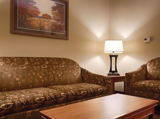 Фото Best Western Plus Grand Island Inn & Suites