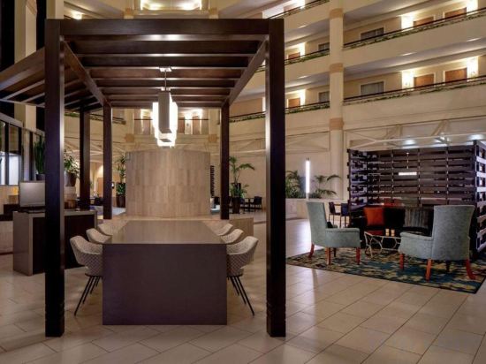 Фото DoubleTree Suites by Hilton Hotel Salt Lake City