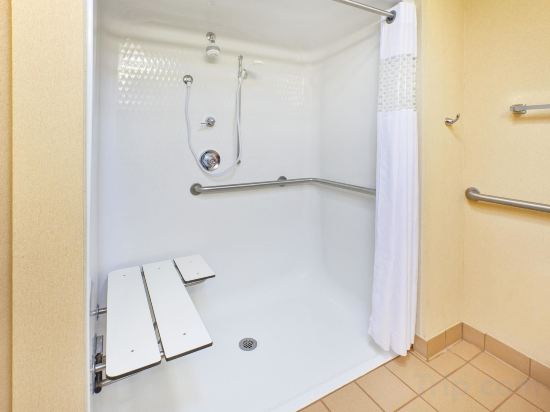 Фото Hampton Inn Batavia