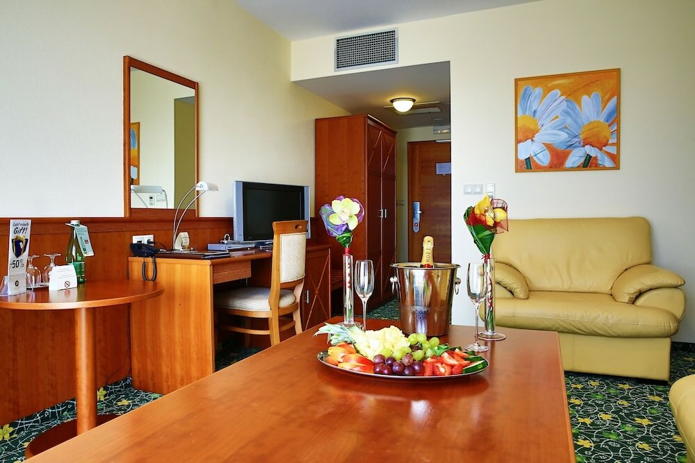 Фото Отель Primavera Hotel & Congress centre