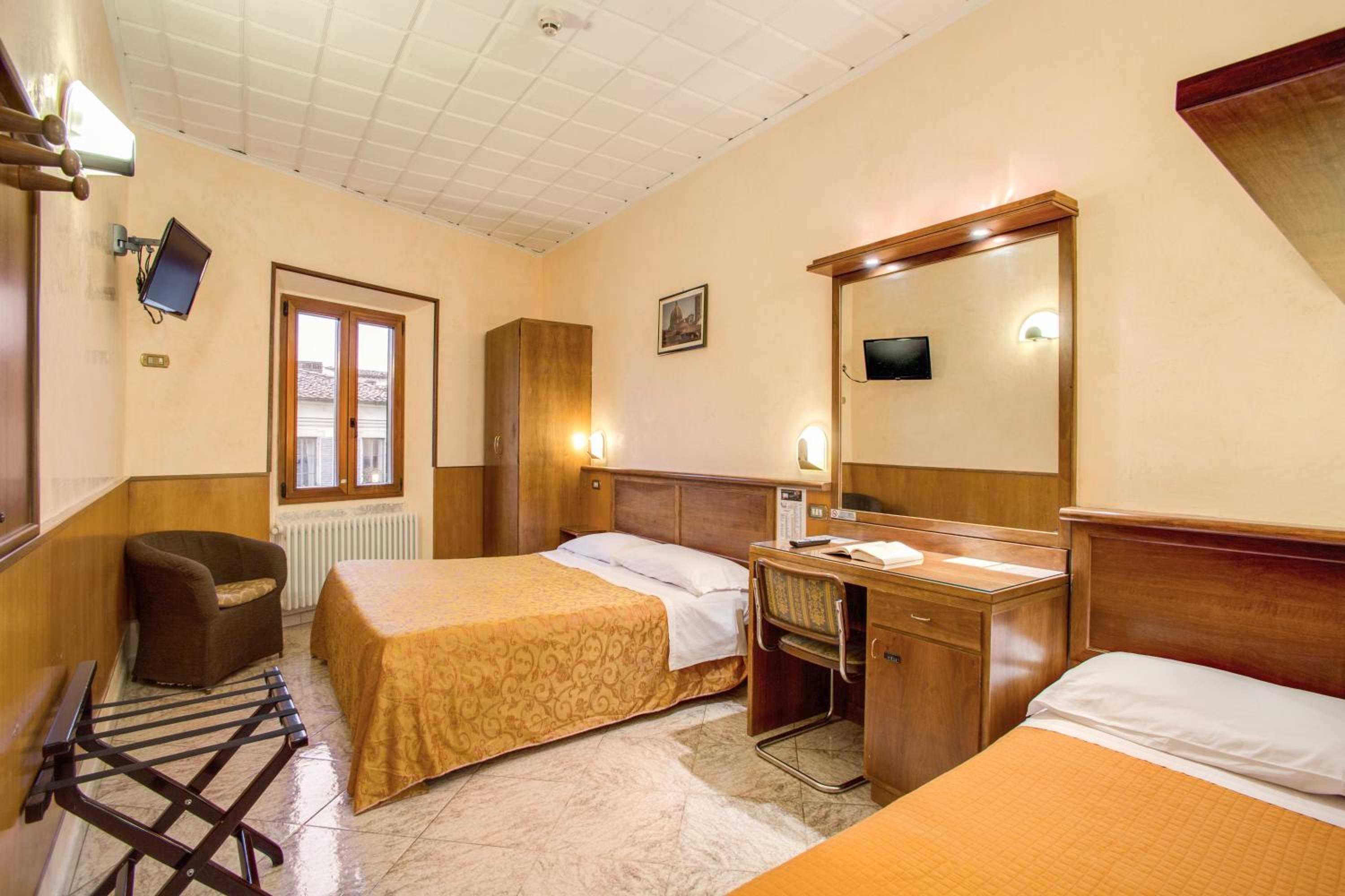 Фото Hotel Lorena