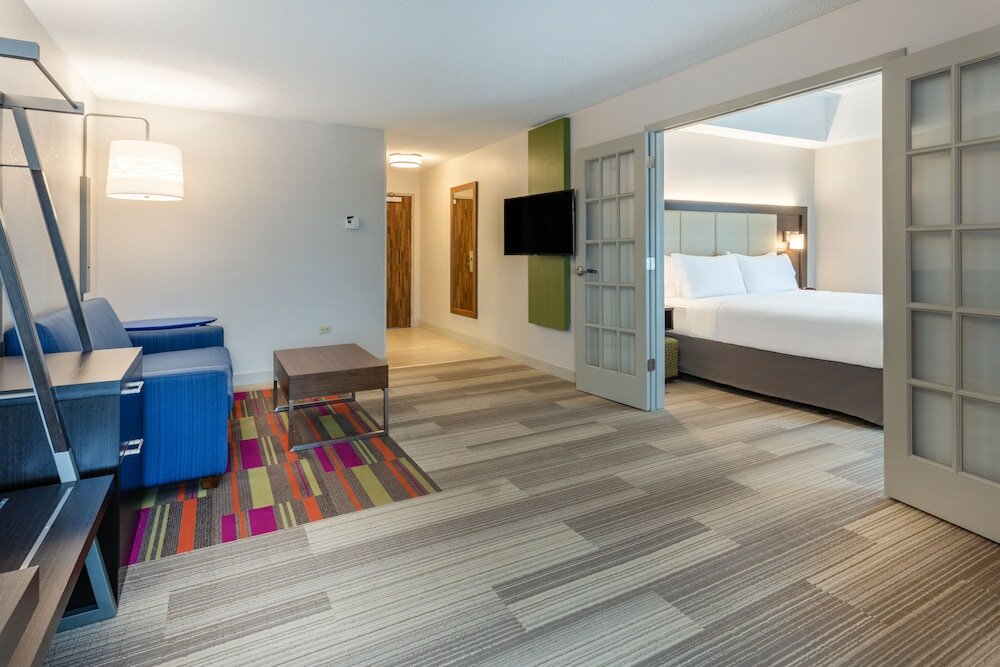 Фото Holiday Inn Express Hotel & Suites Chicago-Midway Airport, an Ihg Hotel