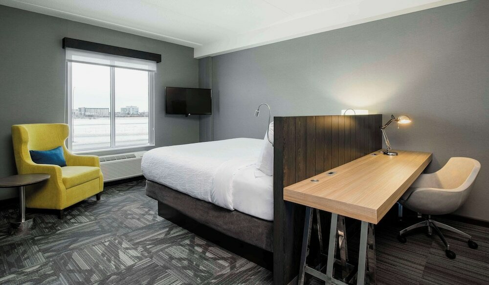 Фото Hilton Garden Inn Winnipeg South