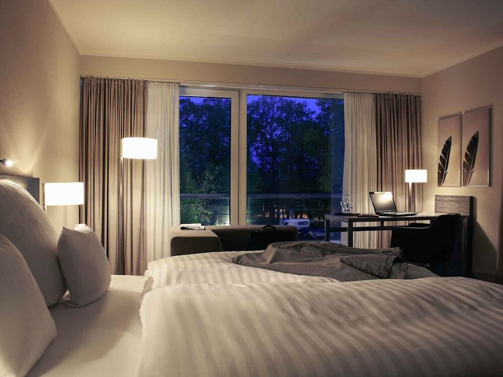 Фото Mercure Hotel Am Entenfang Hannover