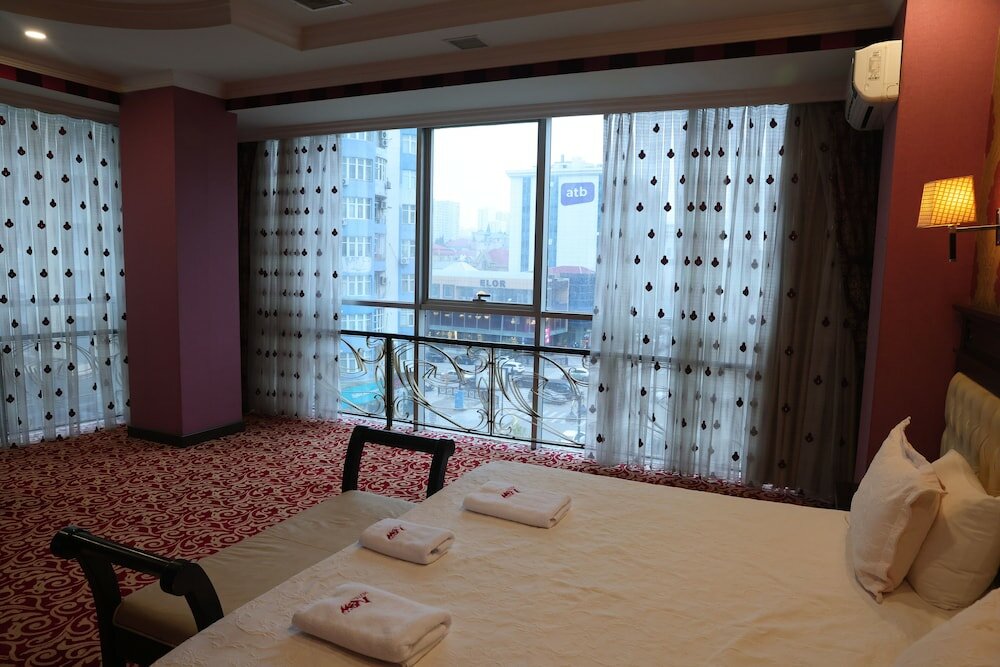 Фото New Baku Hotel