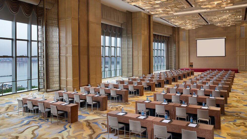 Фото InterContinental Wuhan, an Ihg Hotel