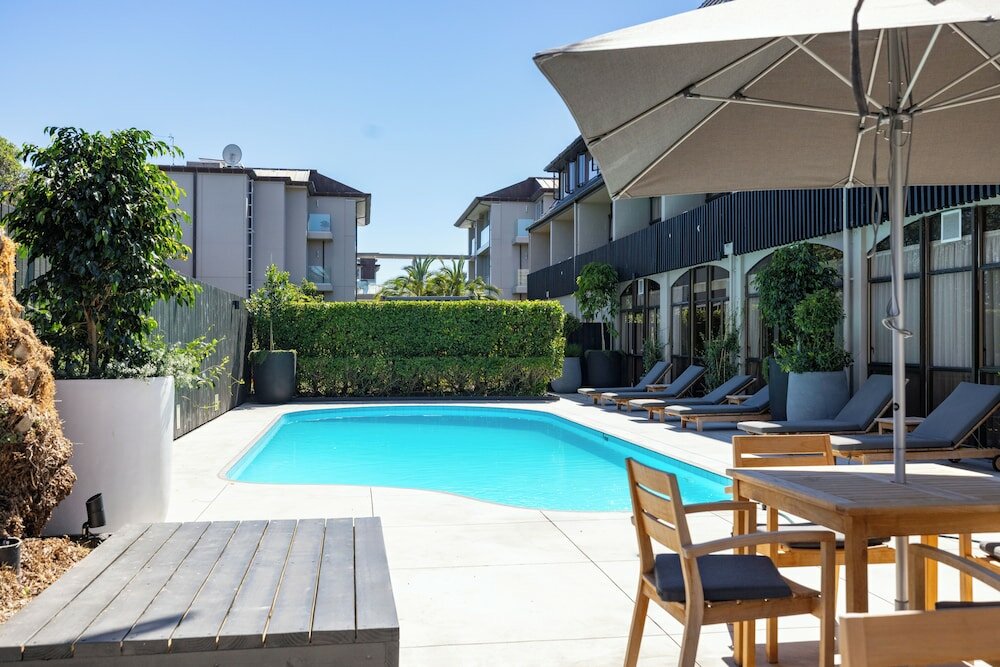 Фото Auckland Rose Park Hotel