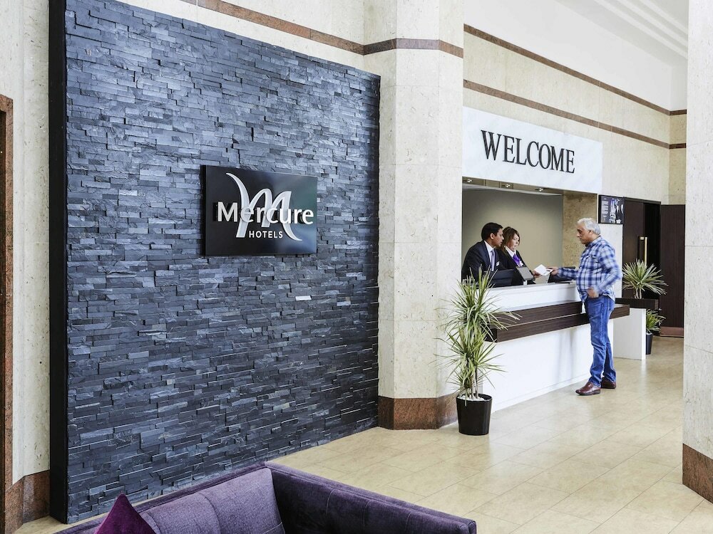 Фото Mercure St Helens