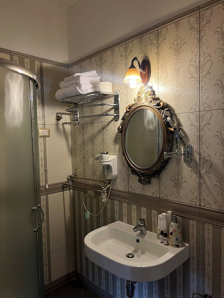 Фото Отель 2 Kitarrat Boutique Hotel & Spa
