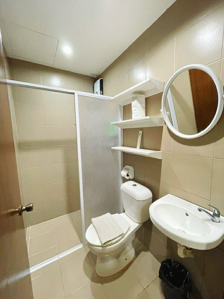 Фото Travelbee Fuente Inn