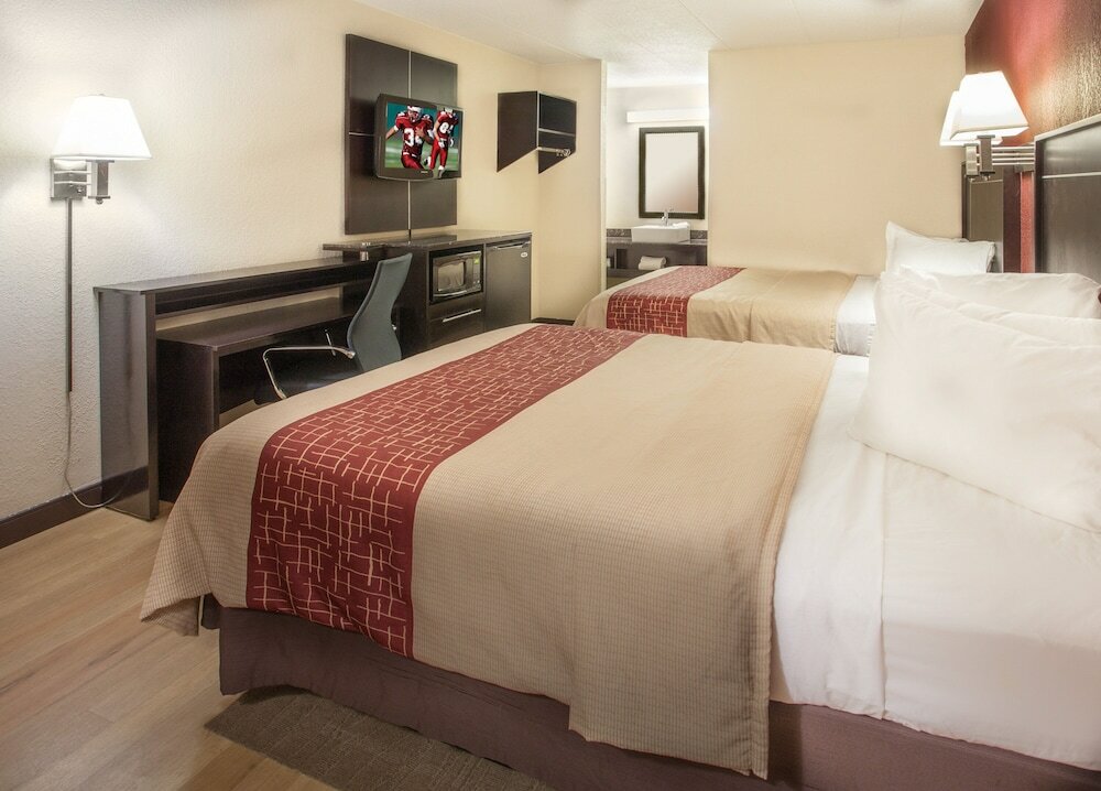 Фото Red Roof Inn Ann Arbor - University of Michigan South